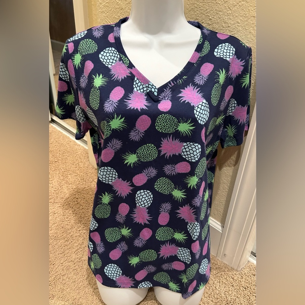 Fresh Produce Pineapple Tee size MEDIUM NWT $49